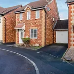 Modern Three Bedroom House Free Parking Wifi *