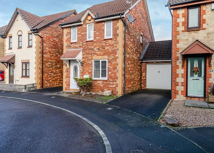 Modern Three Bedroom House Free Parking Wifi *